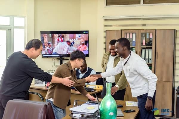 Two engineers arrived in Congo to assist customer in installation and commissioning_1